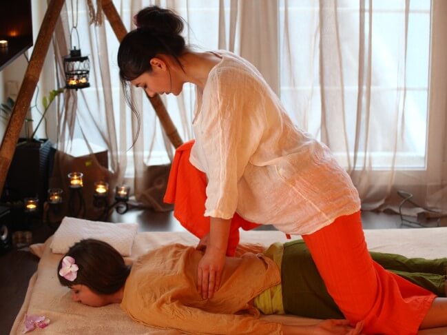 Тайский массаж для женщин в Киеве